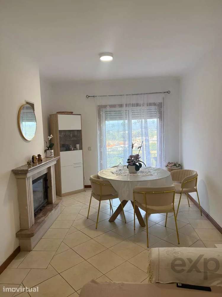 Apartamento T3 em Oliveira do Bairro - Grande imagem: 2/28