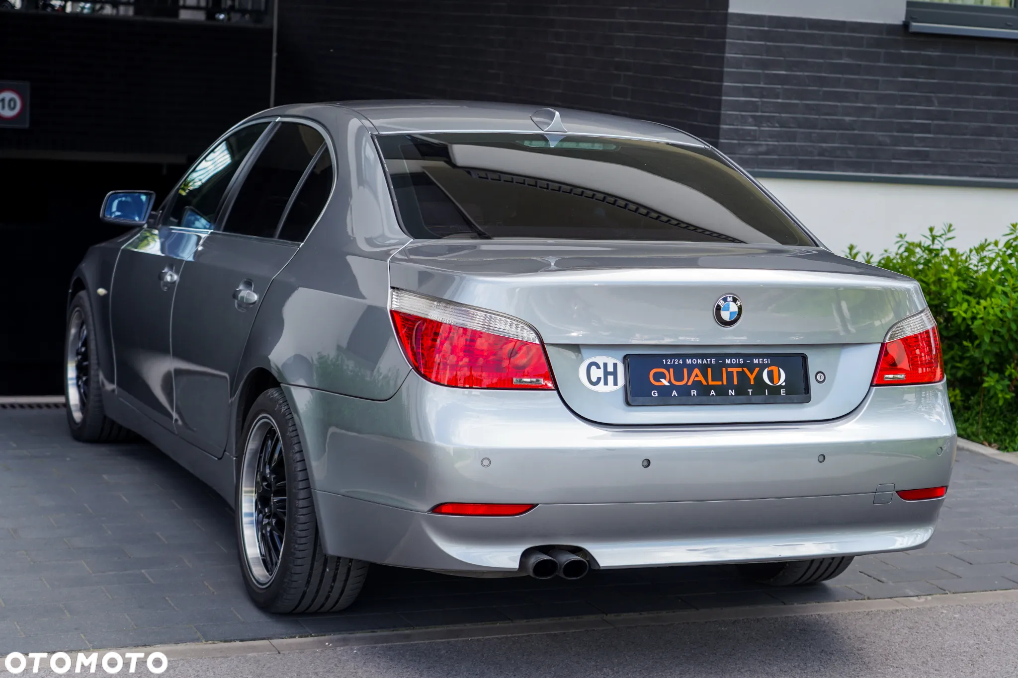 BMW Seria 5 525xi - 12