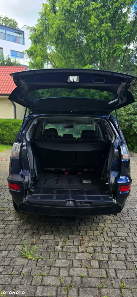 Mitsubishi Outlander - 5