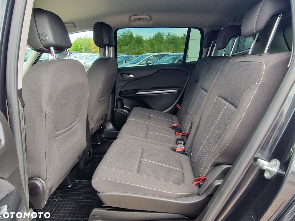 Opel Zafira - 8