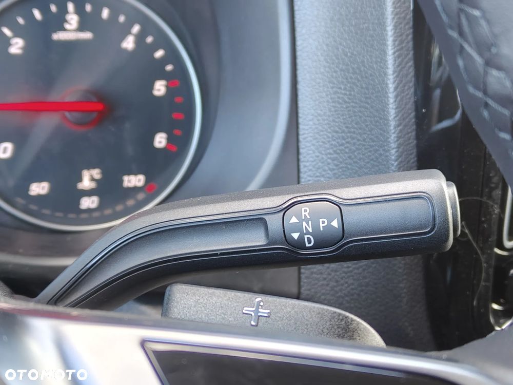 Mercedes-Benz Vito - 16