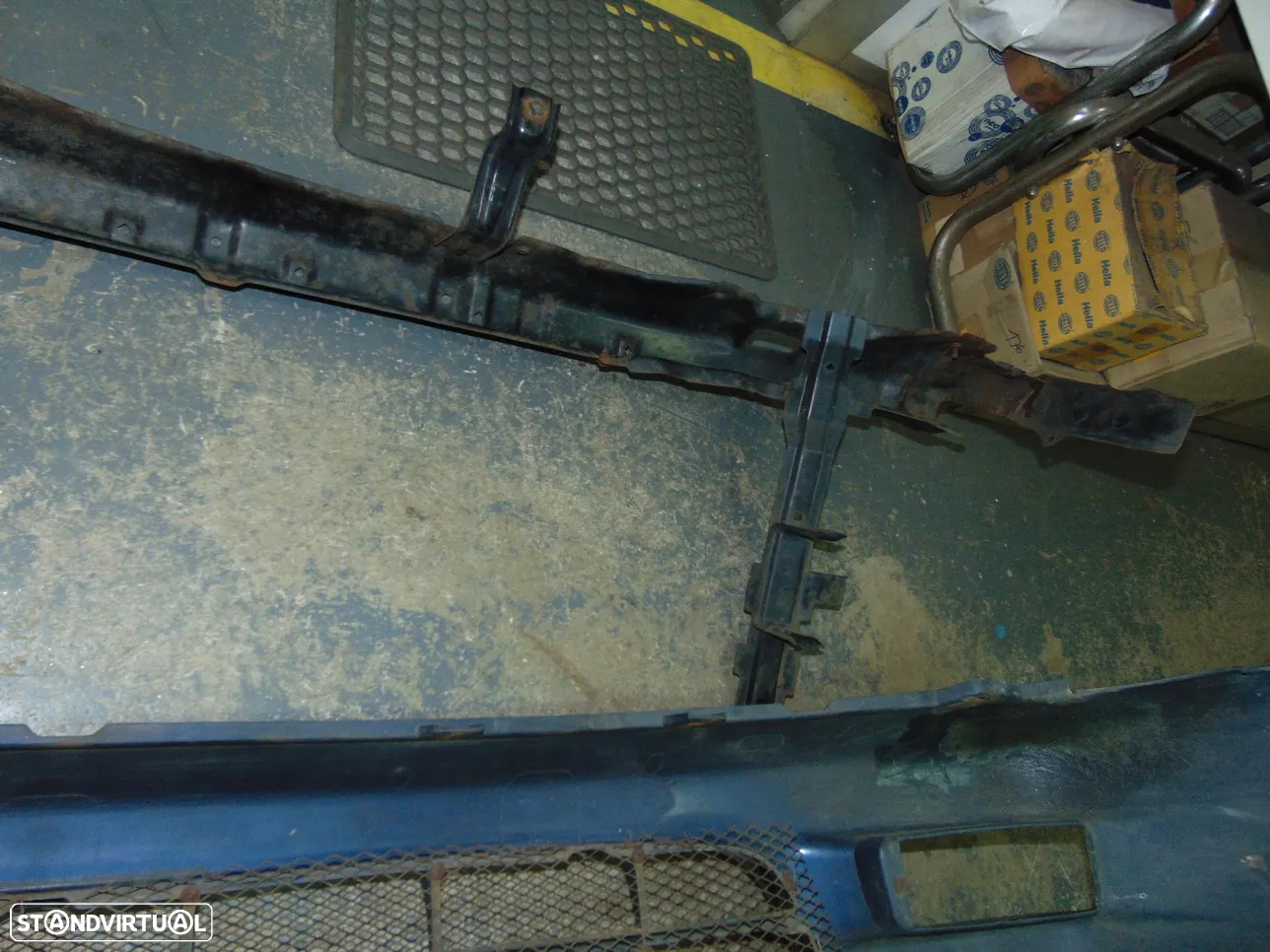 Mitsubishi space gear para-choques - 8