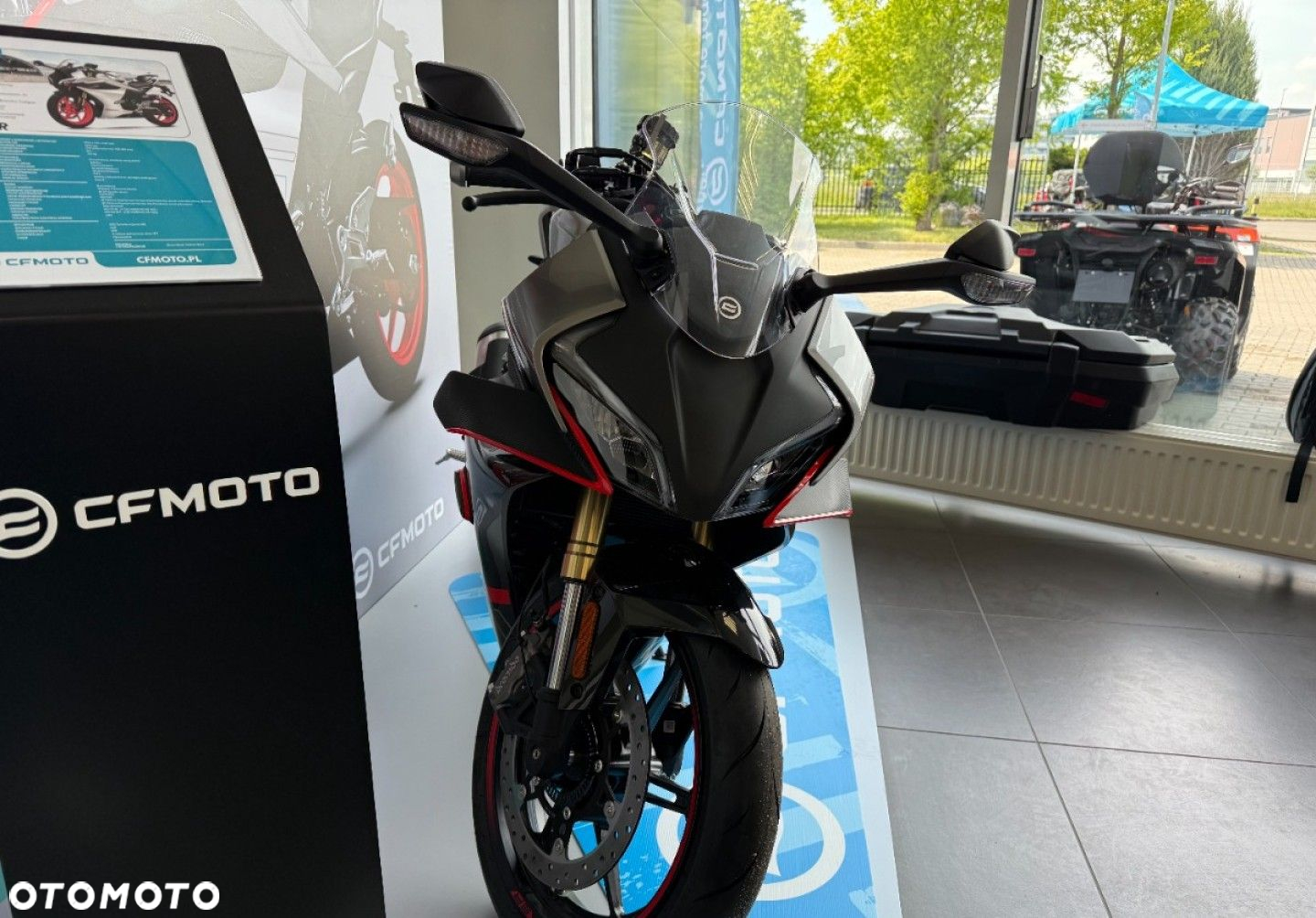 CFMoto SR - 6