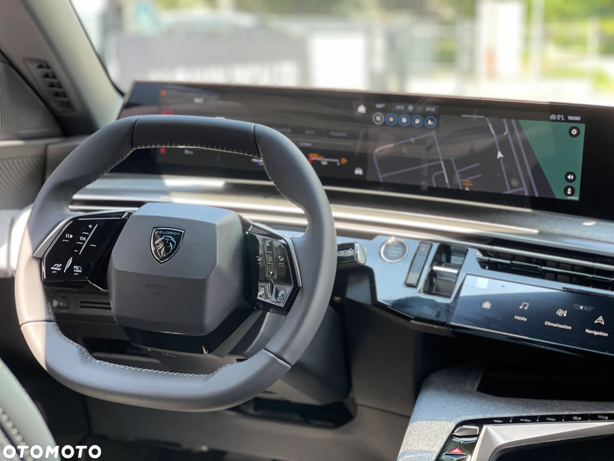 Peugeot 3008 1.2 PureTech mHEV Allure e-DCS6 - 23