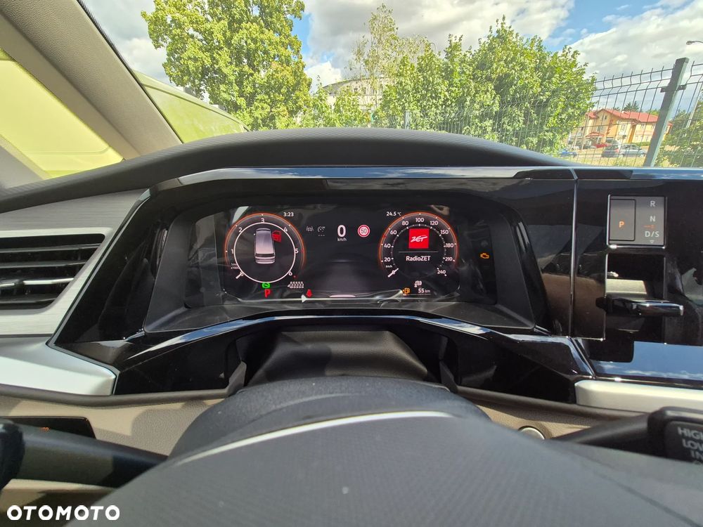 Volkswagen Multivan 2.0 TDI L2 Edition DSG - 16
