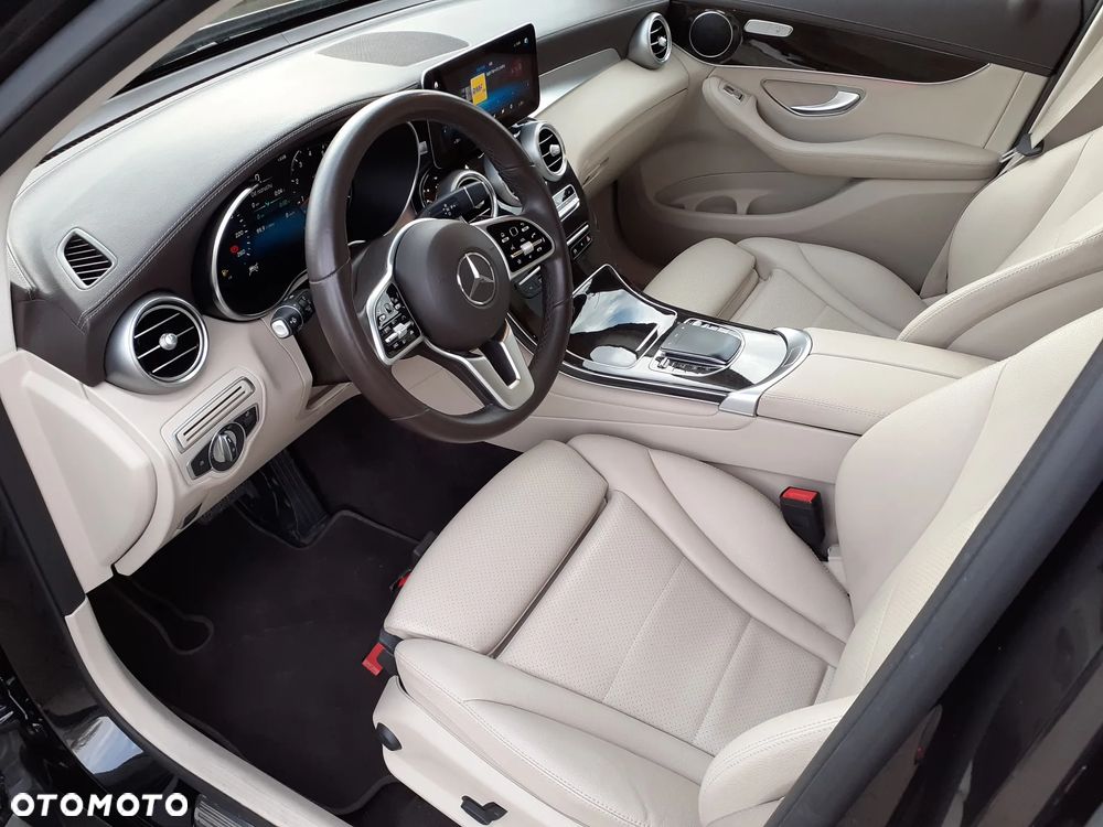 Mercedes-Benz GLC 200 4Matic 9G-TRONIC Exclusive - 1