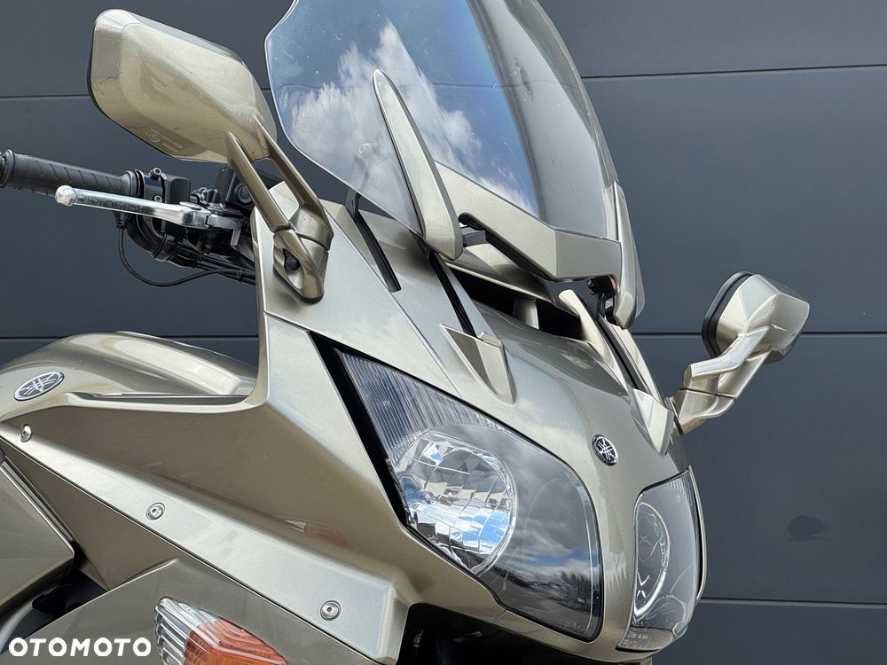 Yamaha FJR - 4