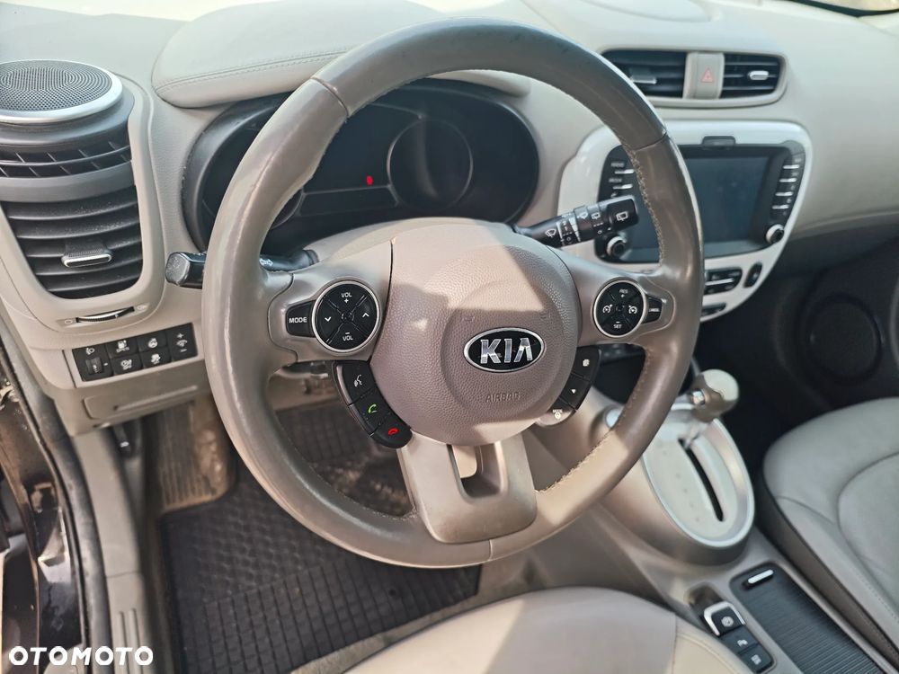 Kia Soul e-Soul 39kWh M - 9
