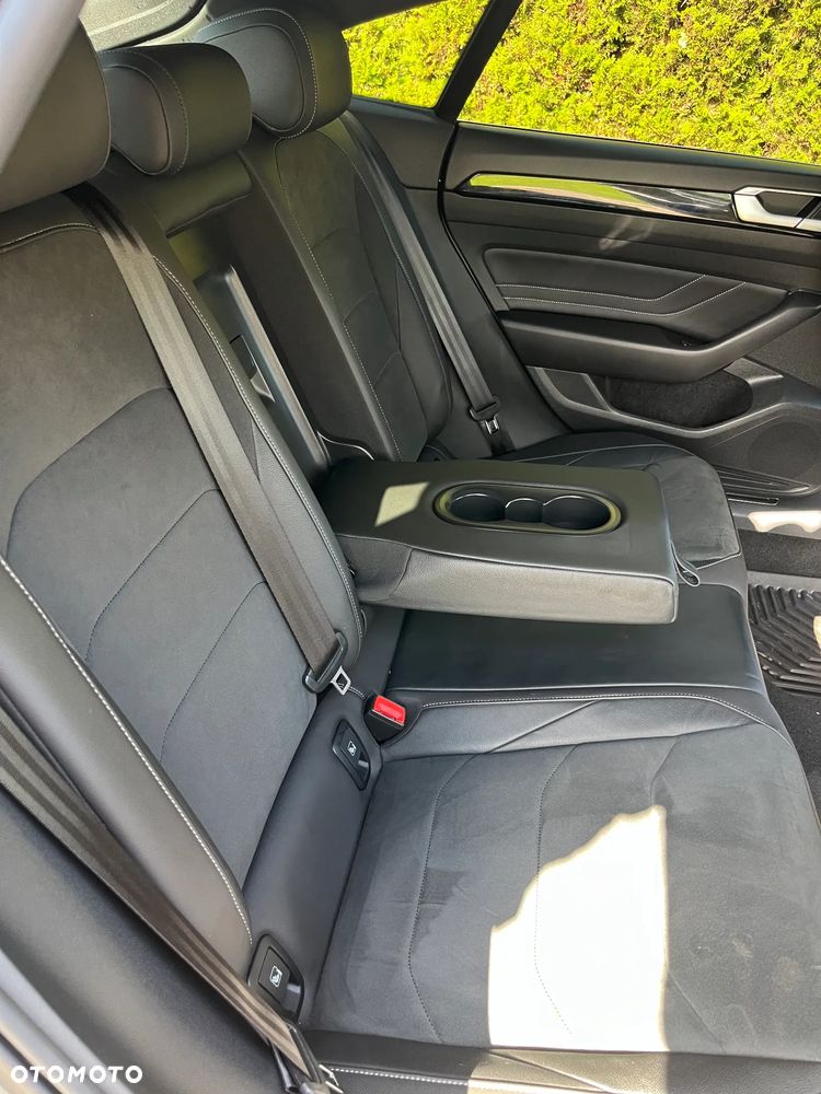 Volkswagen Arteon 2.0 TDI R-Line DSG - 12