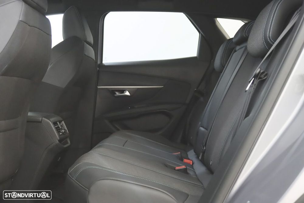 Peugeot 3008 1.6 Hybrid Allure Pack e-EAT8 - 8