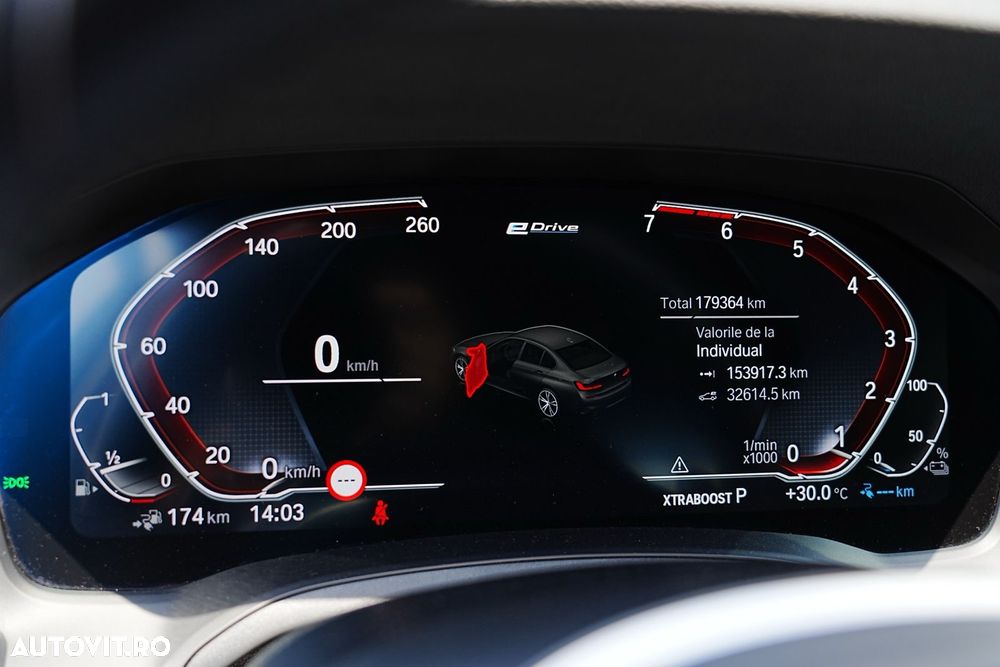 BMW Seria 3 330e Aut. M Sport - 24