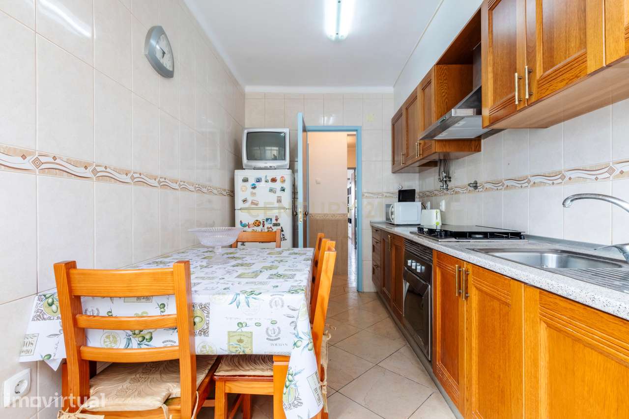 Apartamento T3  na Cova da Piedade a 5 min do centro sul com 90m2 e el - Grande imagem: 5/35