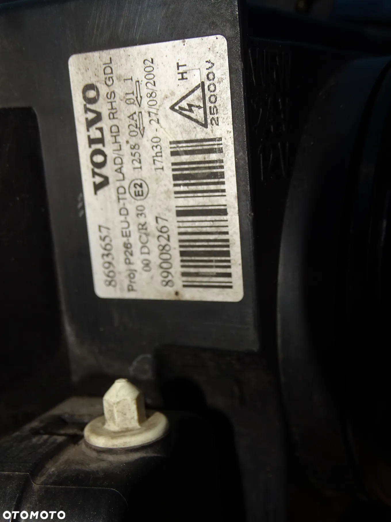 XENON LAMPA PRAWA VOLVO S60,V70 EURO 2000- - 5