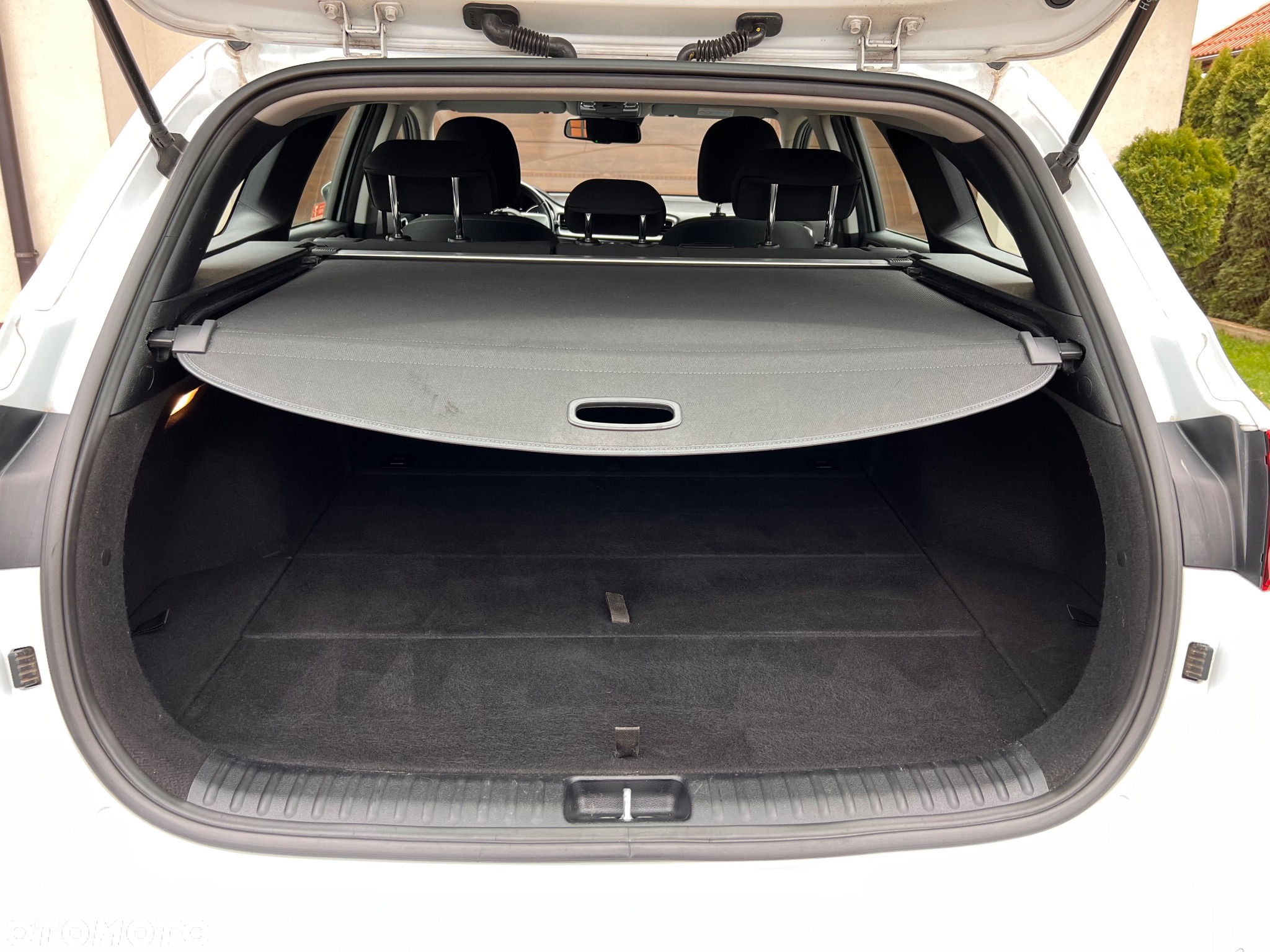 Kia Ceed 1.6 CRDi SCR M - 14