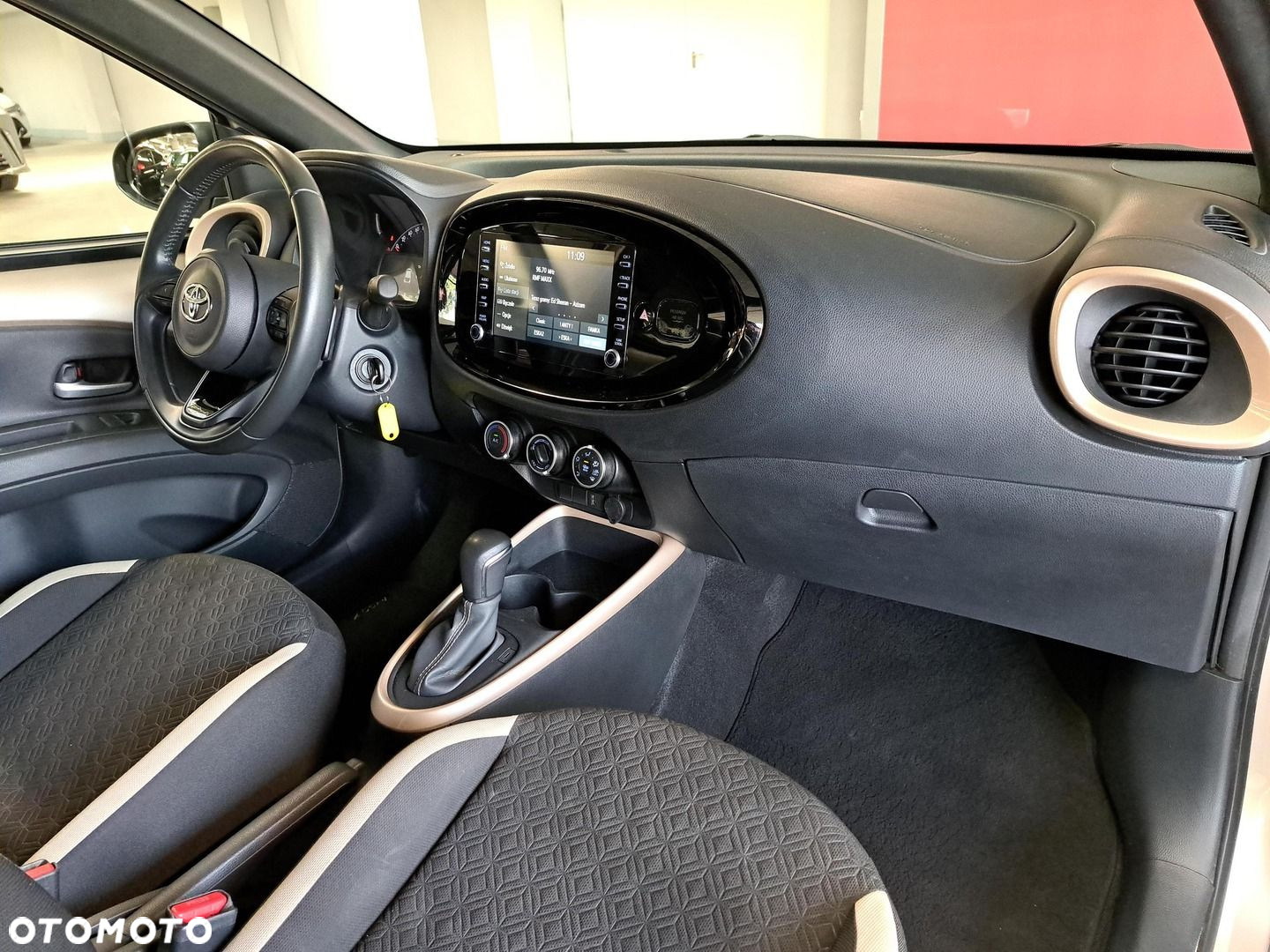 Toyota Aygo X 1.0 VVT-i Style CVT - 16