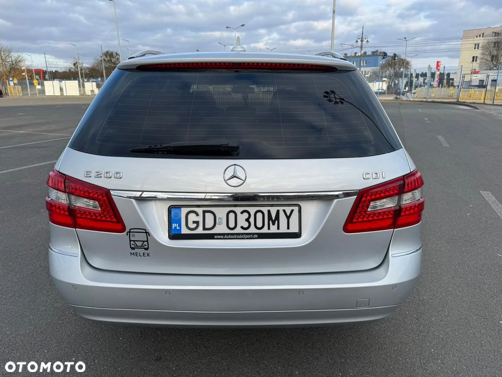 Mercedes-Benz Klasa E 200 CDI DPF BlueEFFICIENCY 7G-TRONIC Elegance - 6