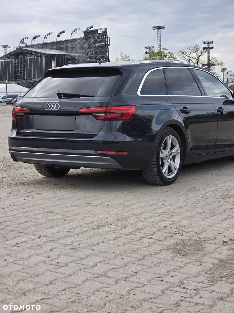 Audi A4 2.0 TDI Sport S tronic - 19