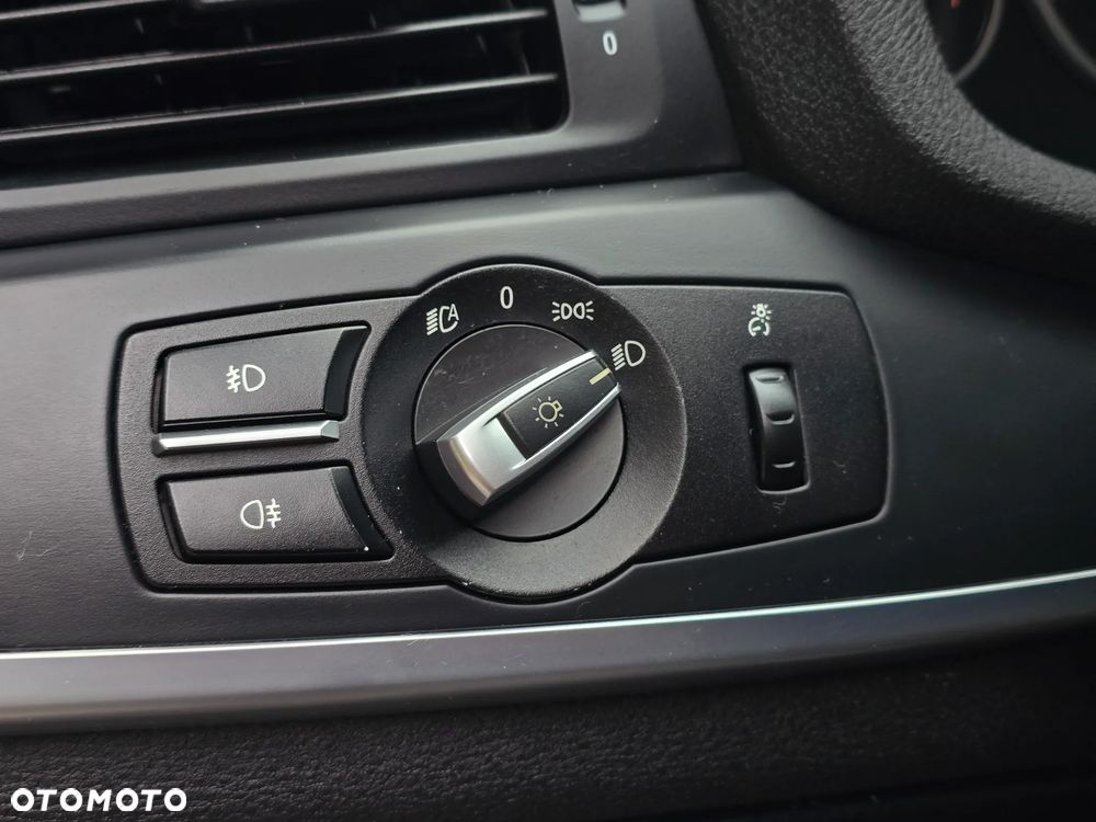 BMW X3 xDrive20i - 28