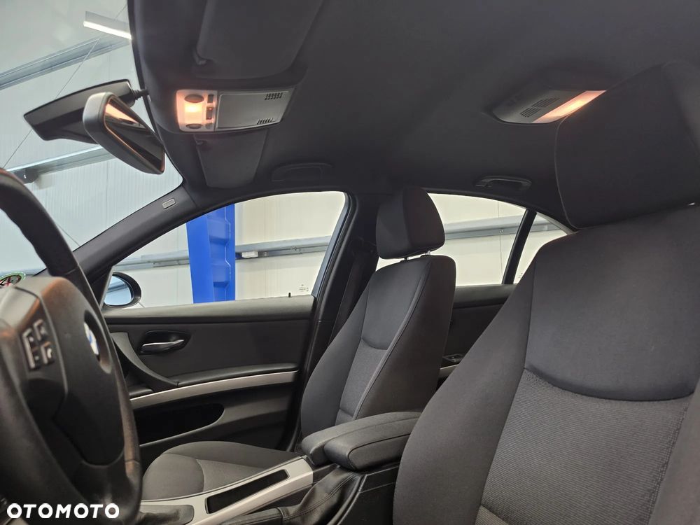 BMW Seria 3 318i Edition Lifestyle - 20