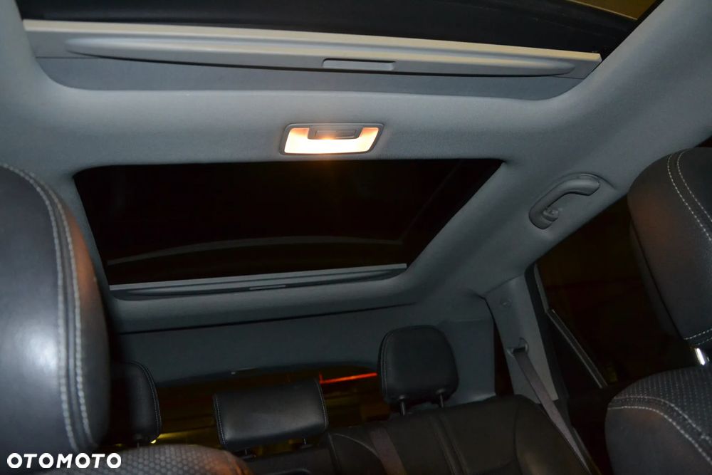 Kia Sorento - 10