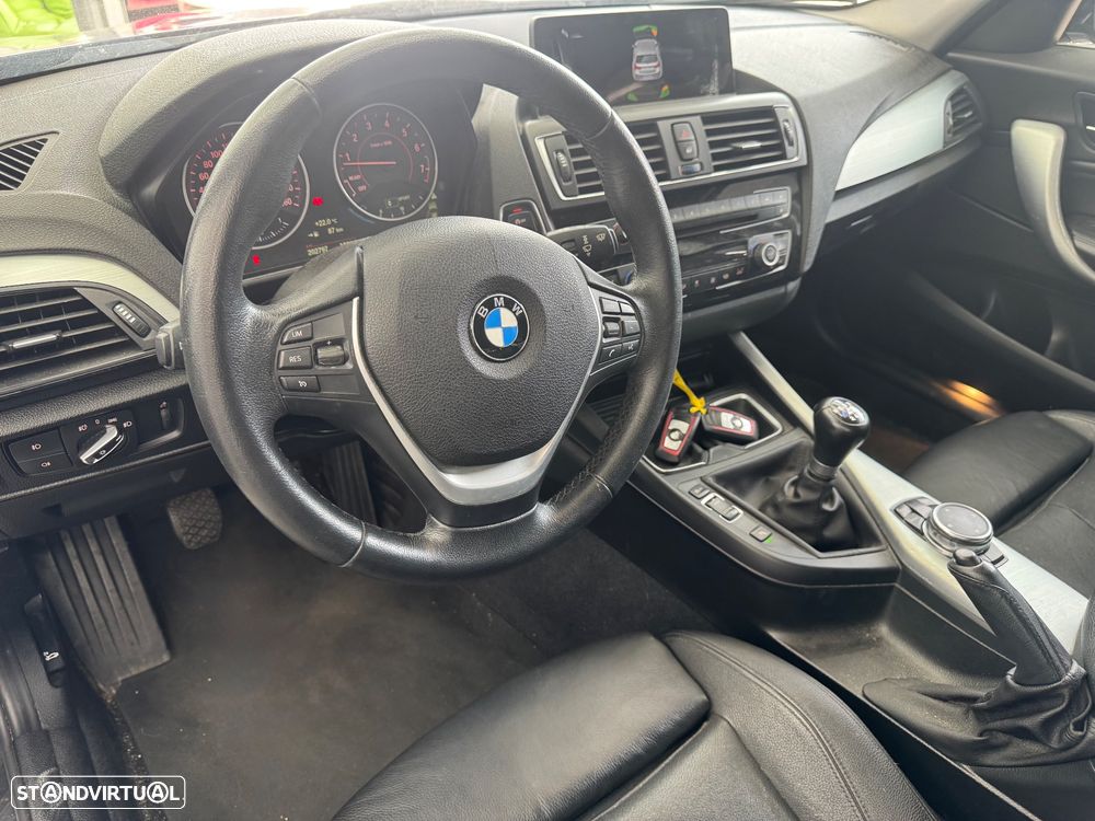 BMW 120 i Sport Line - 8