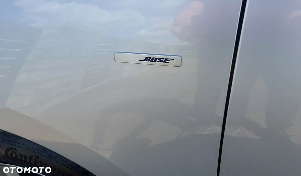Renault Scenic ENERGY TCe 130 BOSE EDITION - 4