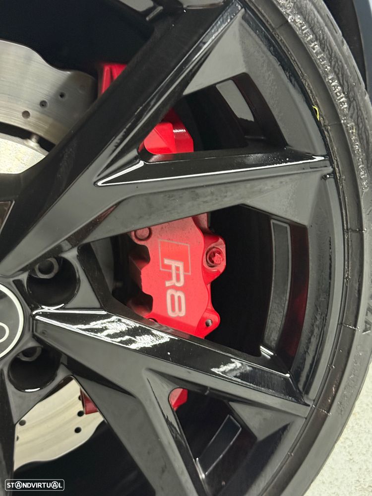 Audi R8 Coupé V10 5.2 FSI quattro S tronic - 23