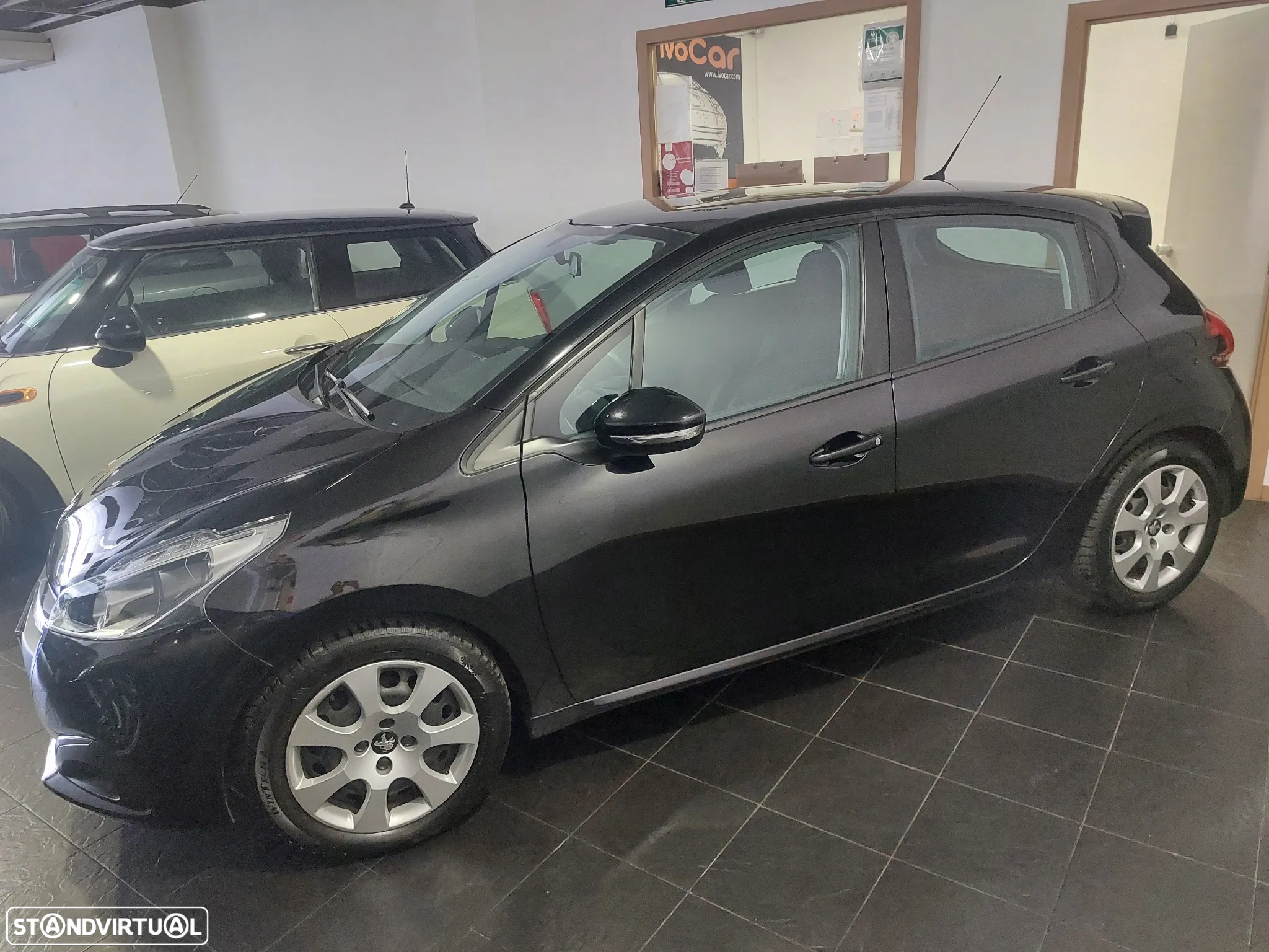 Peugeot 208 Blue-HDi 100 Stop&Start Style - 3