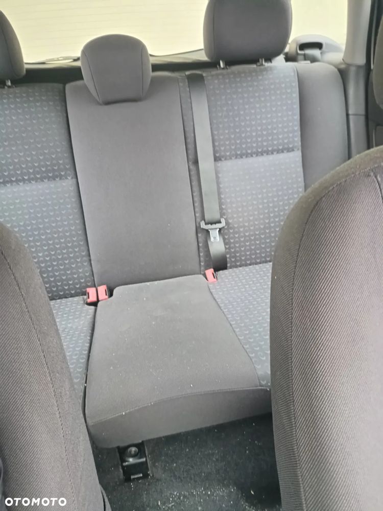 Ford Focus 1.6 16V Titanium - 6