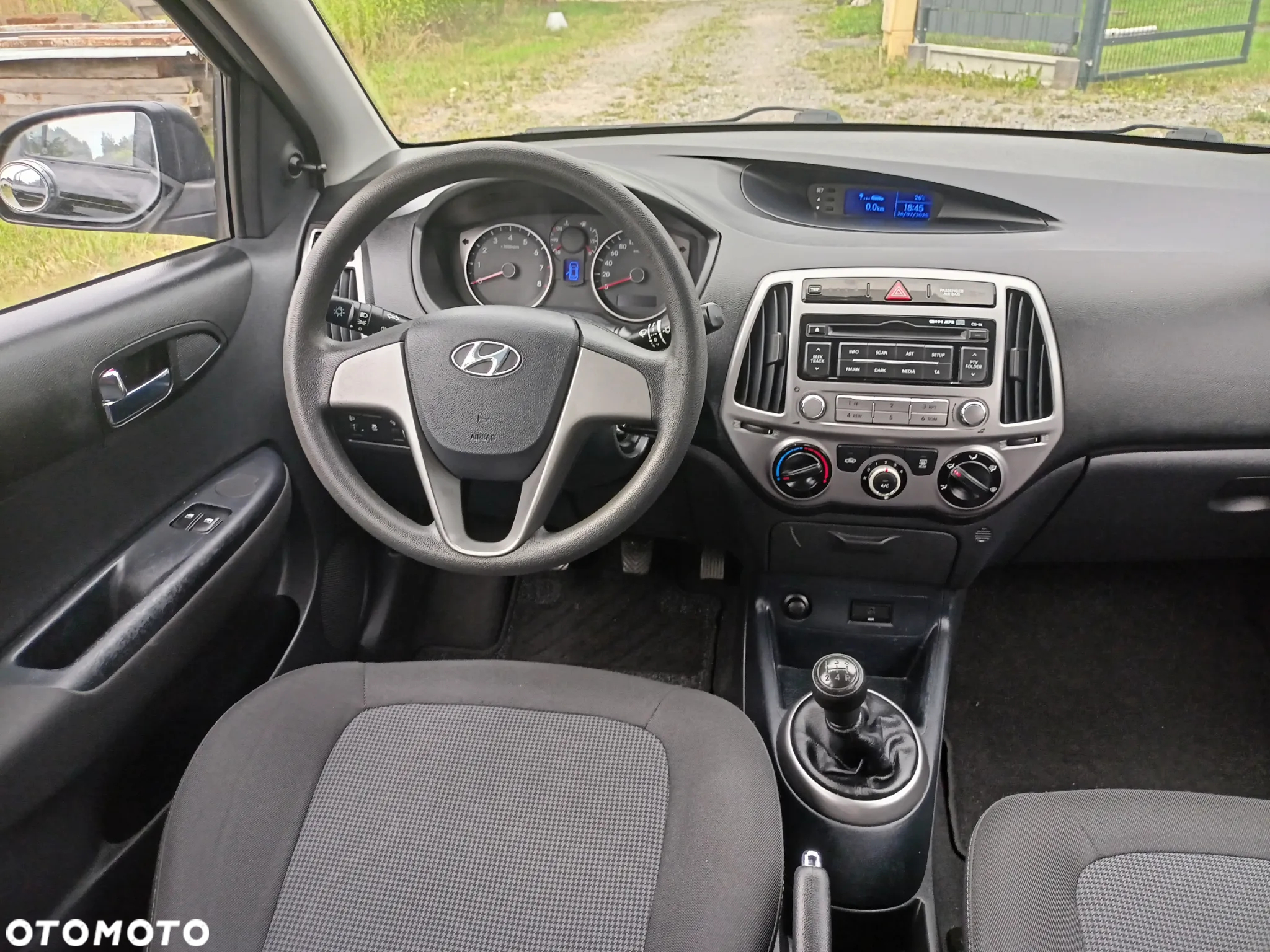 Hyundai i20 - 15