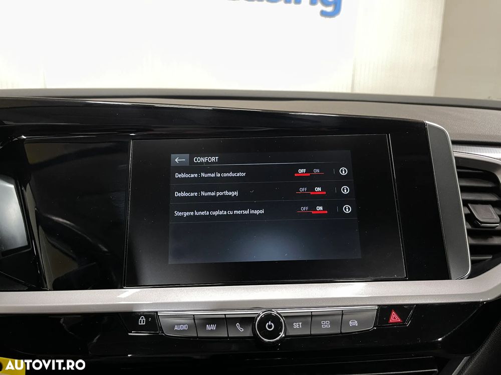 Opel Grandland X 1.2 Turbo START/STOP AT8 GLX - 18