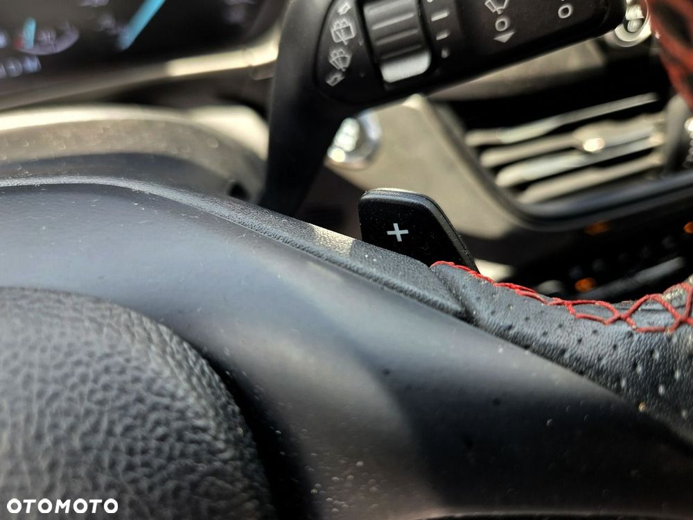 Ford Focus 1.5 EcoBoost ST-Line - 21