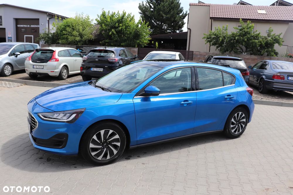 Ford Focus 1.5 EcoBlue Start-Stopp-System TITANIUM STYLE - 2