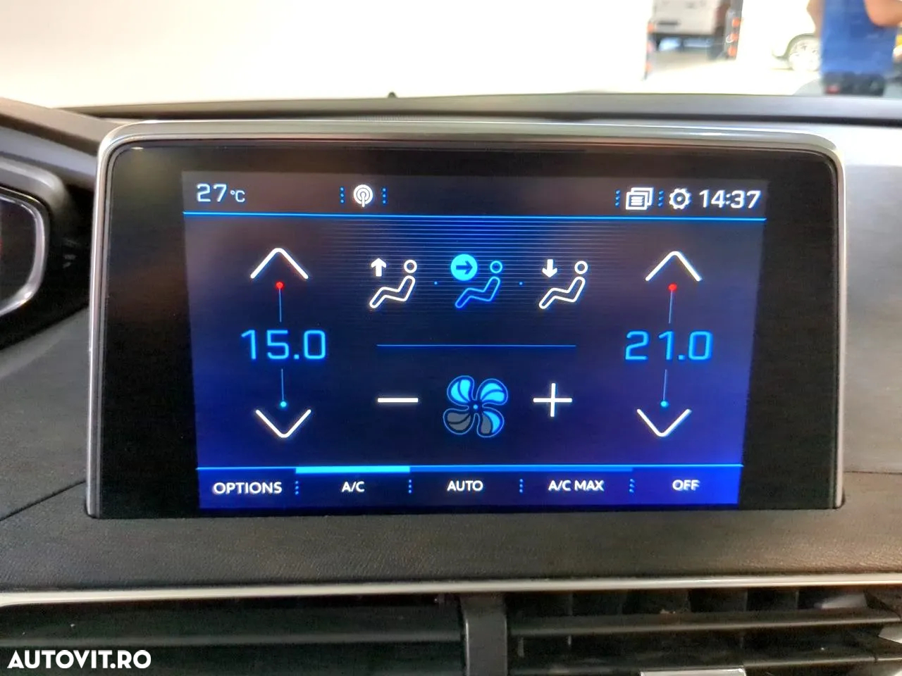 Peugeot 3008 1.2 PureTech S&S EAT8 Allure - 10
