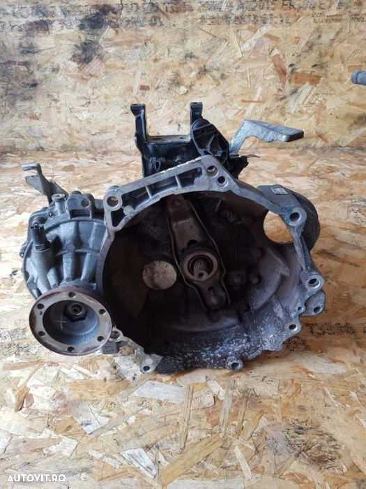 Cutie Viteze Skoda Roomster Praktik 1.4 Tdi Motor BMS - 2