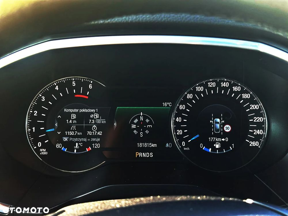 Ford S-Max 2.0 TDCi Titanium PowerShift - 22