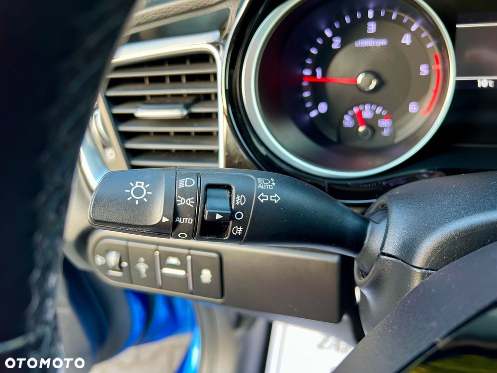 Kia Ceed 1.6 CRDi mHEV L - 34