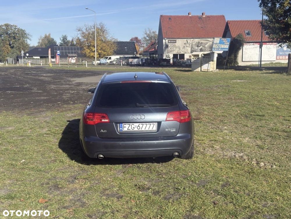 Audi A6 Avant - 4