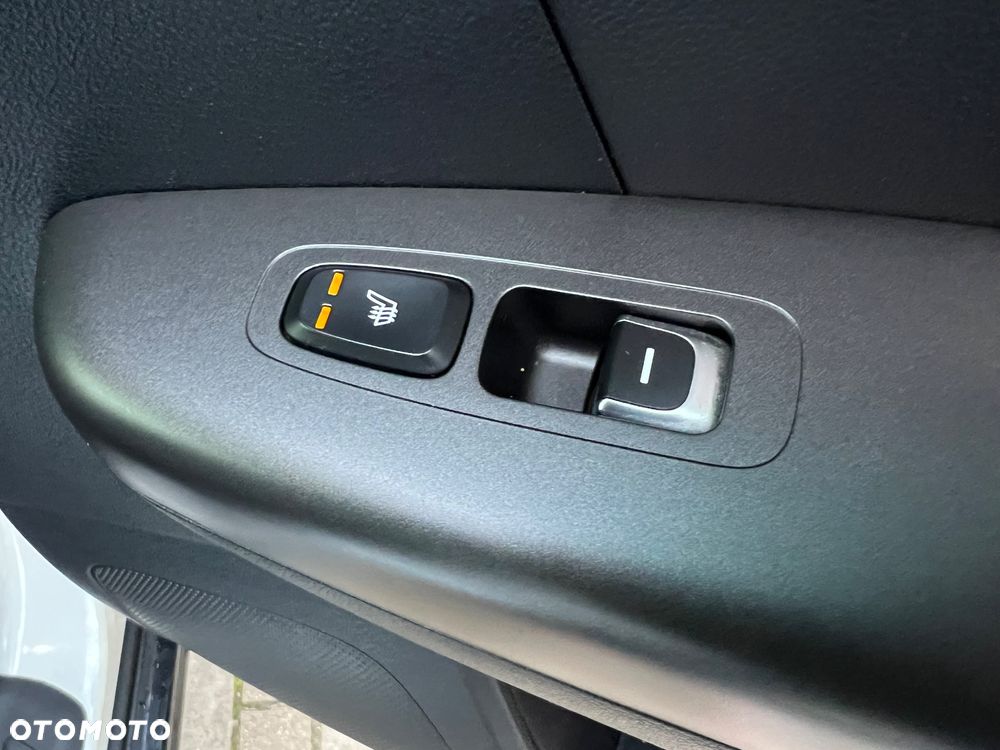 Kia Sportage 1.6 GDI 2WD Black Edition - 13