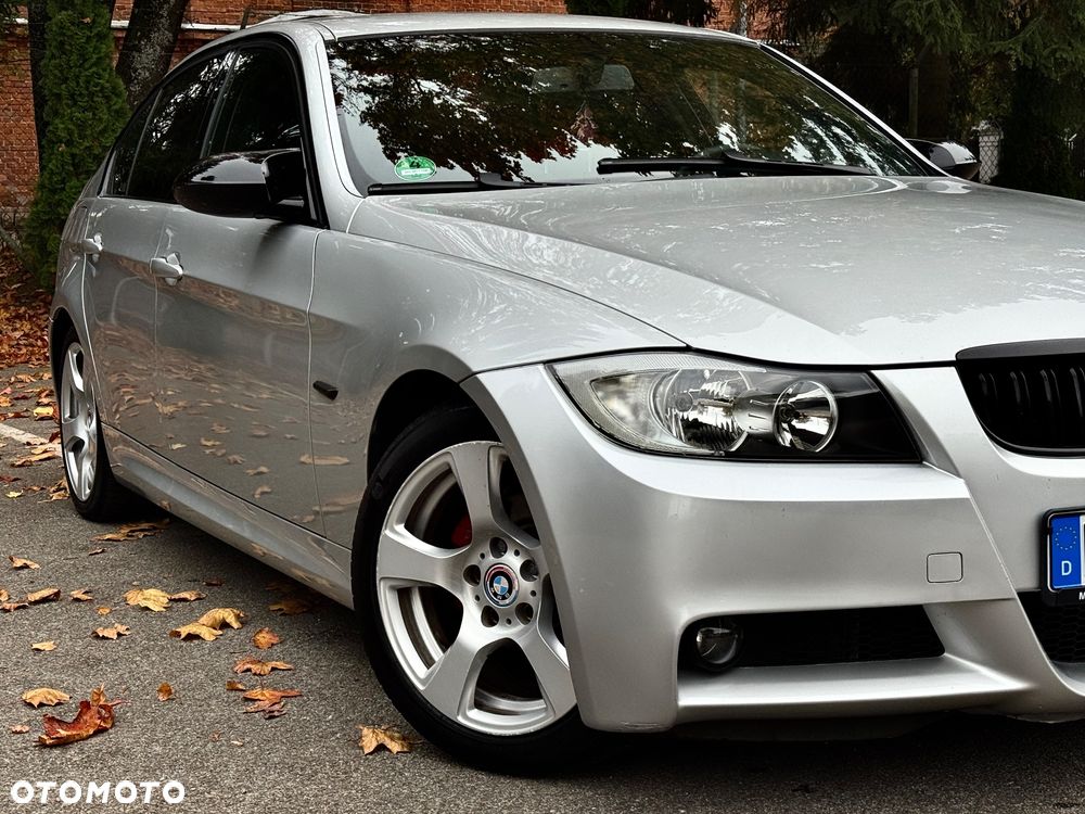 BMW Seria 3 320i - 5