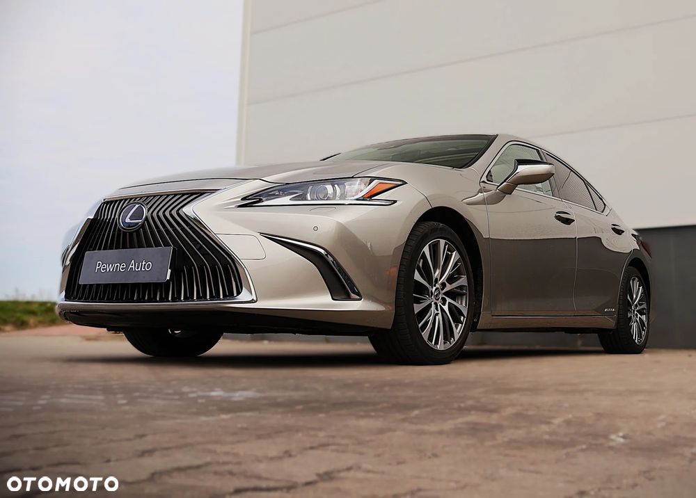 Lexus ES - 9