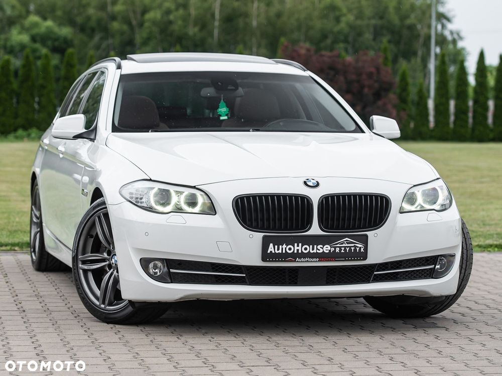 BMW Seria 5 528i Sport-Aut - 2