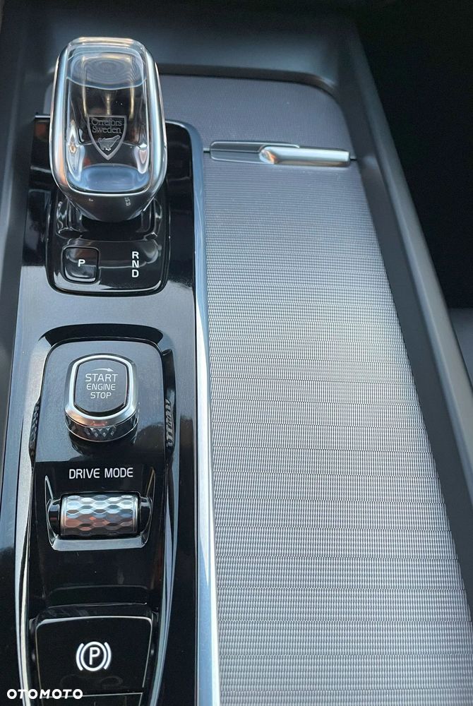 Volvo XC 60 B4 D AWD Geartronic Inscription - 16