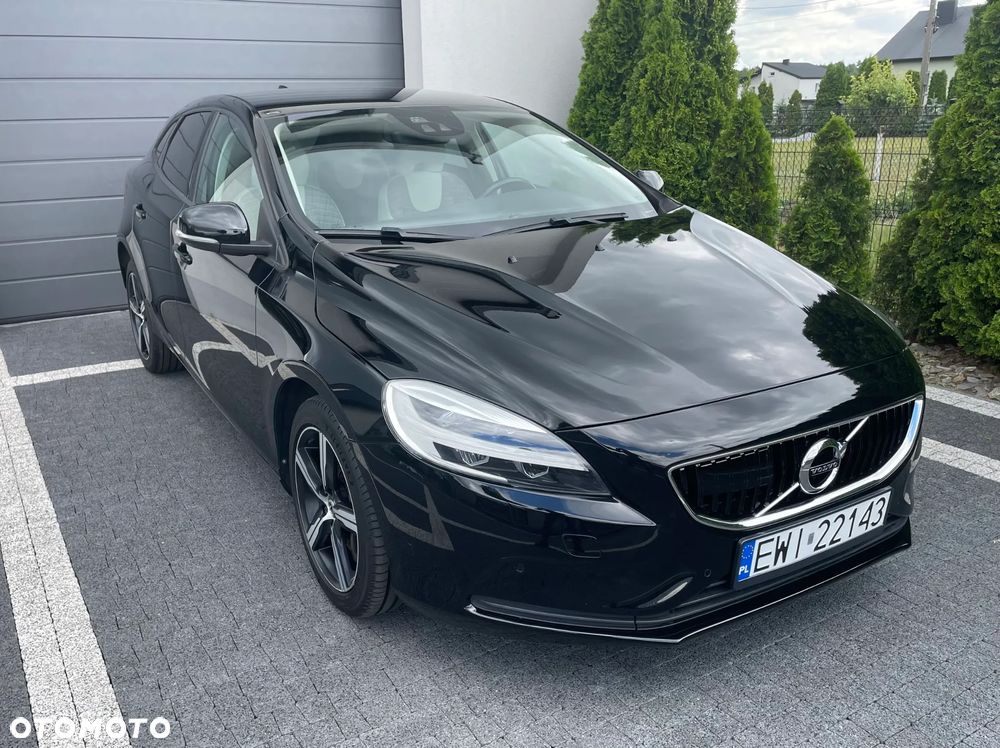 Volvo V40 T2 Geartronic Summum - 3