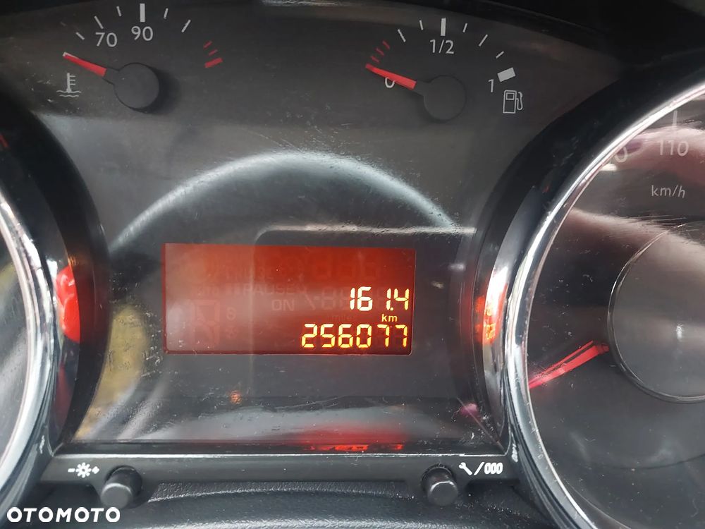 Peugeot 3008 HDi FAP 150 Platinum - 11