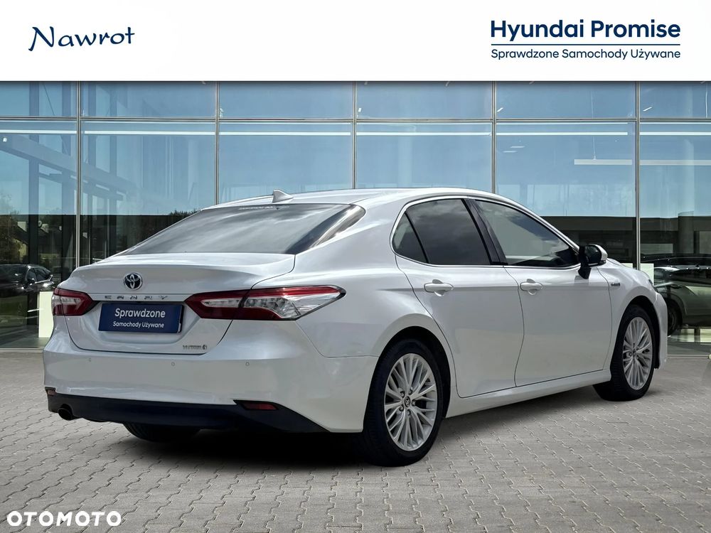 Toyota Camry 2.5 Hybrid Executive CVT - 5