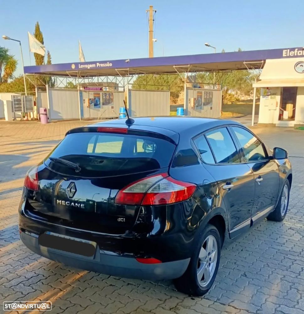 Renault Mégane 1.5 dCi Dynamique - 6