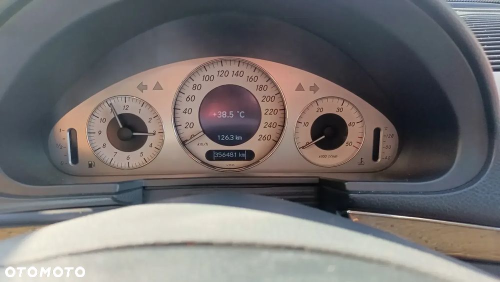 Mercedes-Benz Klasa E 320 CDI Avantgarde - 6