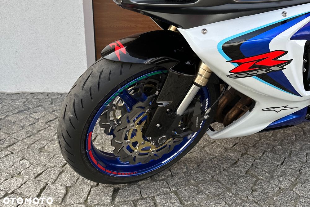 Suzuki GSX-R - 19