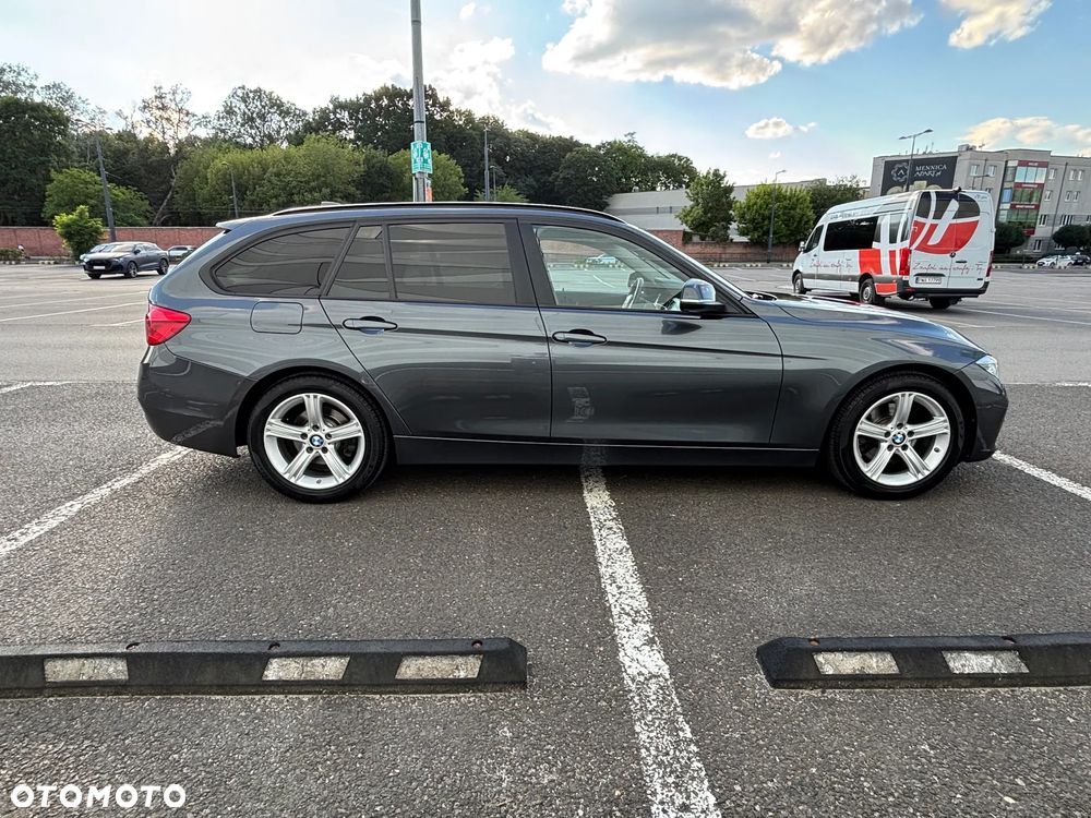 BMW Seria 3 320d Advantage - 7